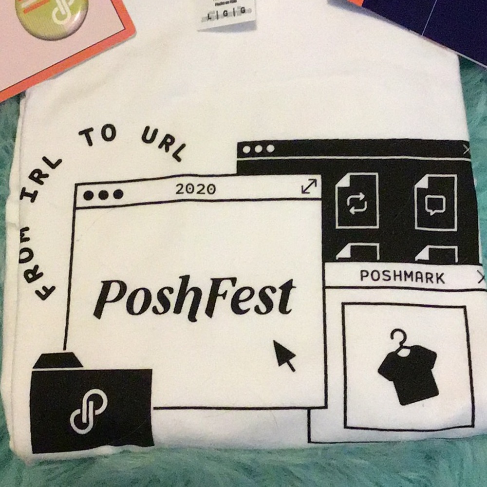 2020 Poshmark Unisex TShirt bundle lot - Picture 2 of 6